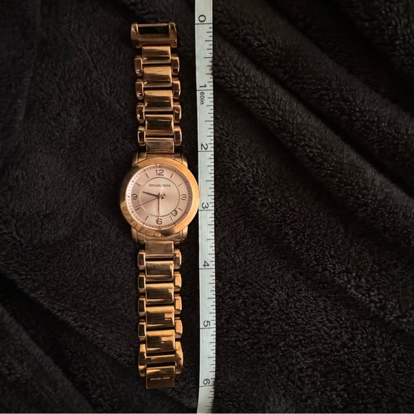 Michael Kors Rose Gold Watch MK3486 - Picture 5 of 7